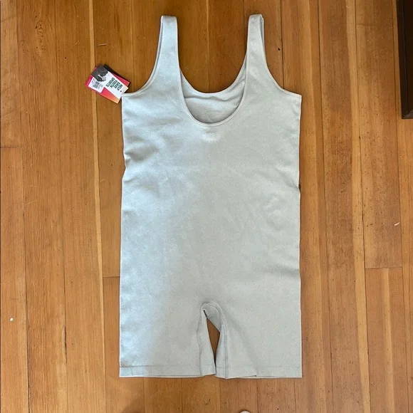 DSG TWITCH + ALLISON Seamless Bodysuit - Picture 2 of 5